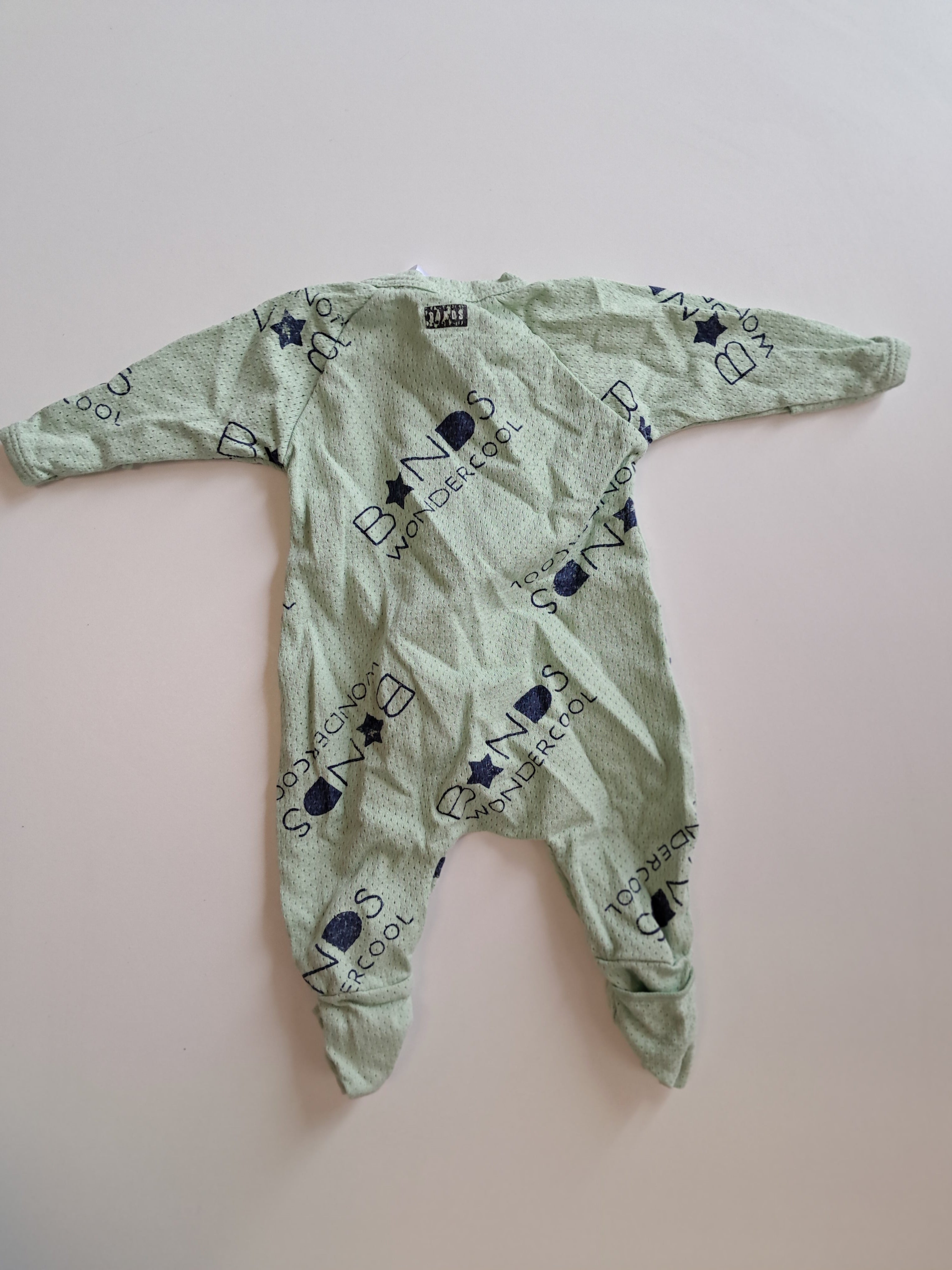 Bonds Wondercool бебешки гащеризон – newborn – светлозелен новородени