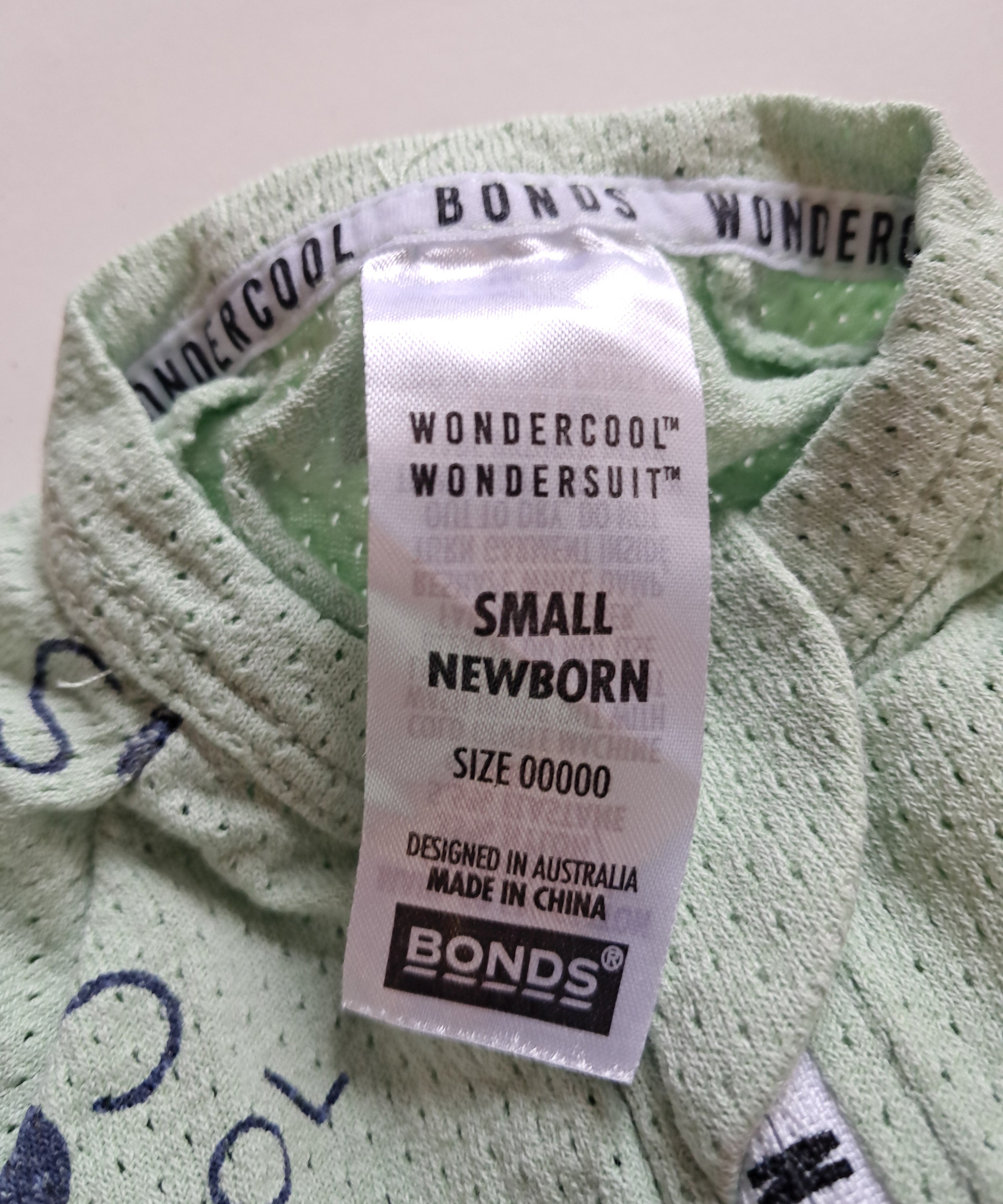 Bonds Wondercool бебешки гащеризон – newborn – светлозелен новородени